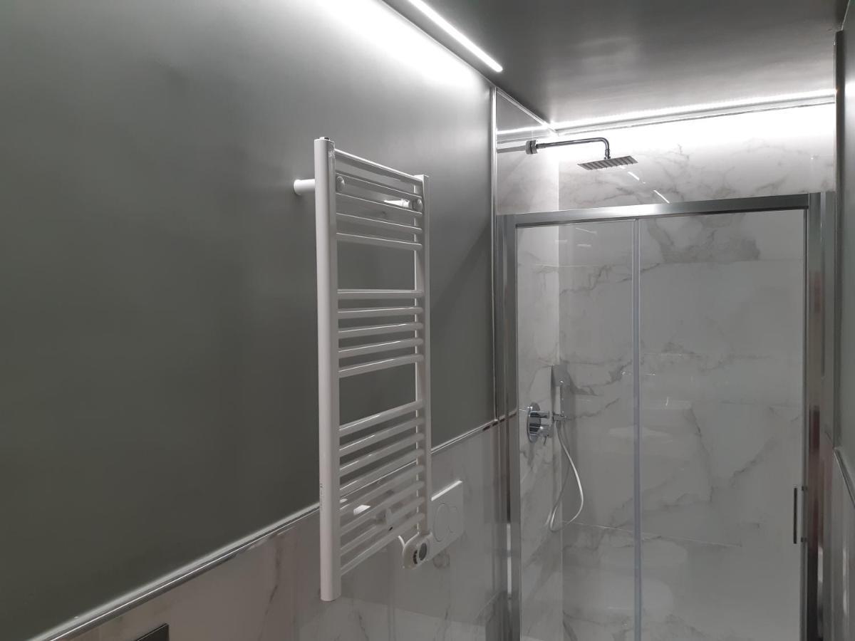 Aparthotel Il Giardino Di Elettra - Freeparking à Gênes Extérieur photo