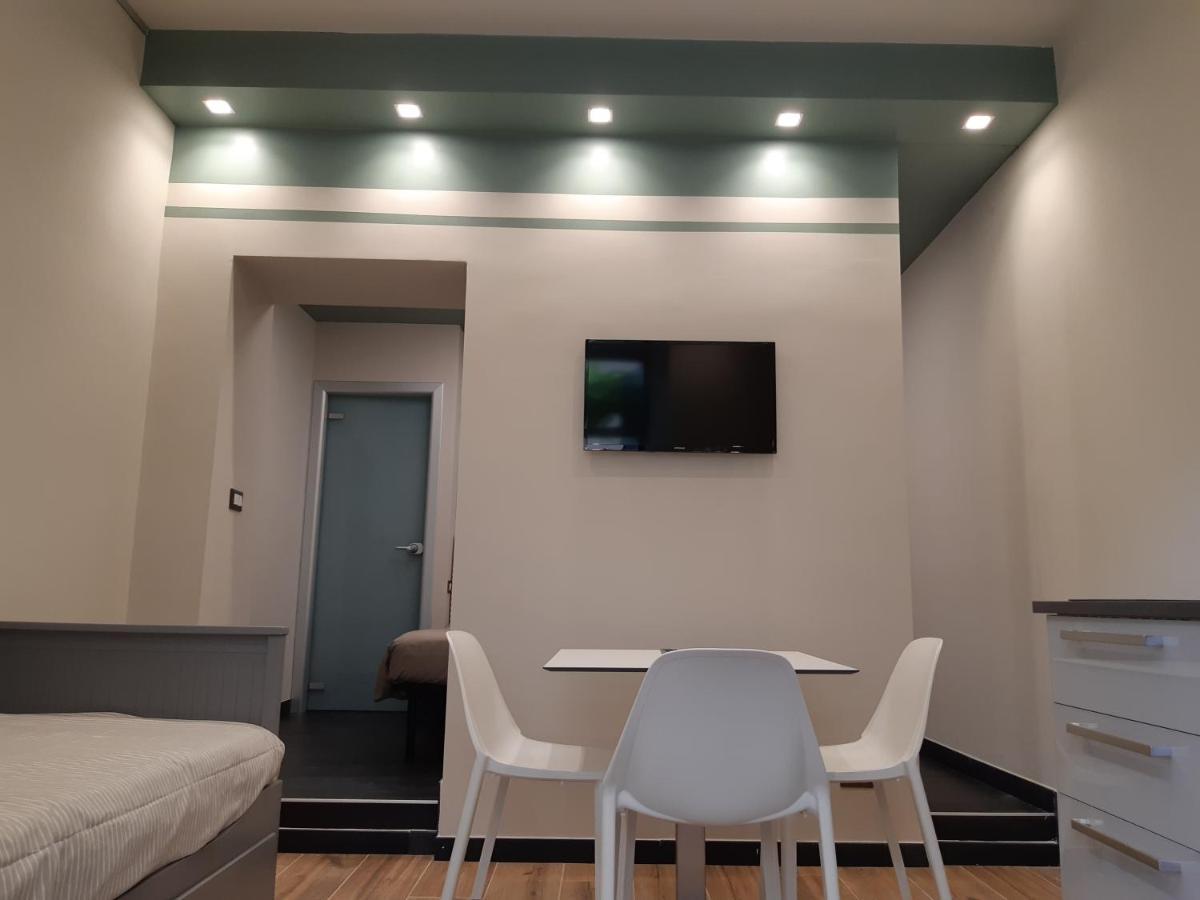 Aparthotel Il Giardino Di Elettra - Freeparking à Gênes Extérieur photo