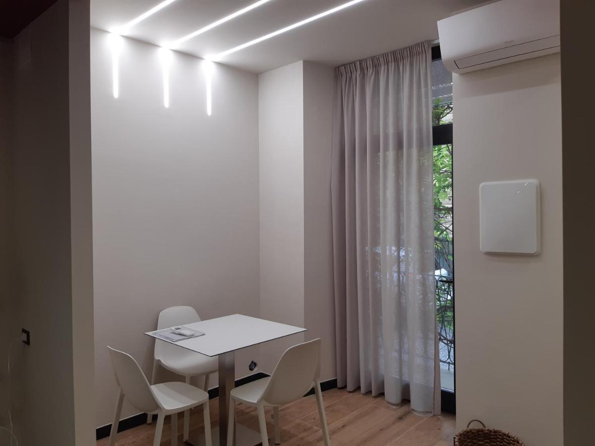Aparthotel Il Giardino Di Elettra - Freeparking à Gênes Extérieur photo