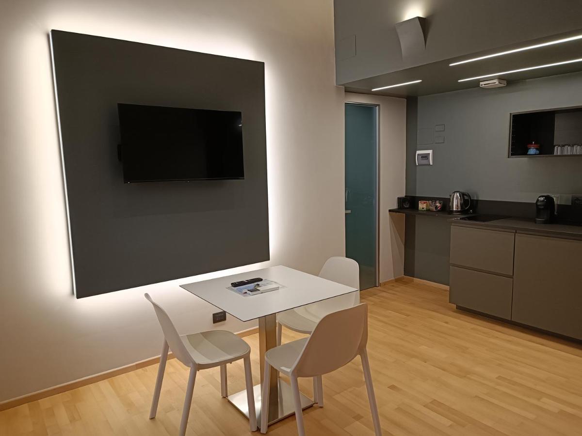 Aparthotel Il Giardino Di Elettra - Freeparking à Gênes Extérieur photo